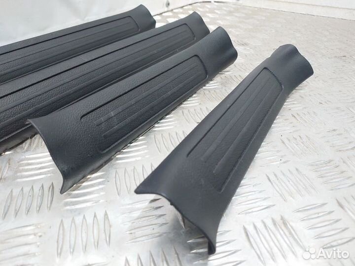 Накладка порога (внутренняя) Mazda 3