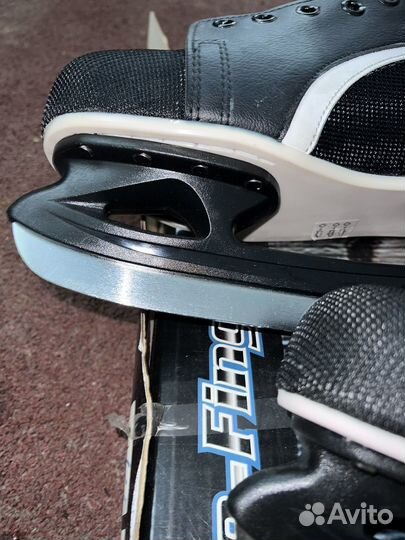 Коньки хоккейные 45 размер