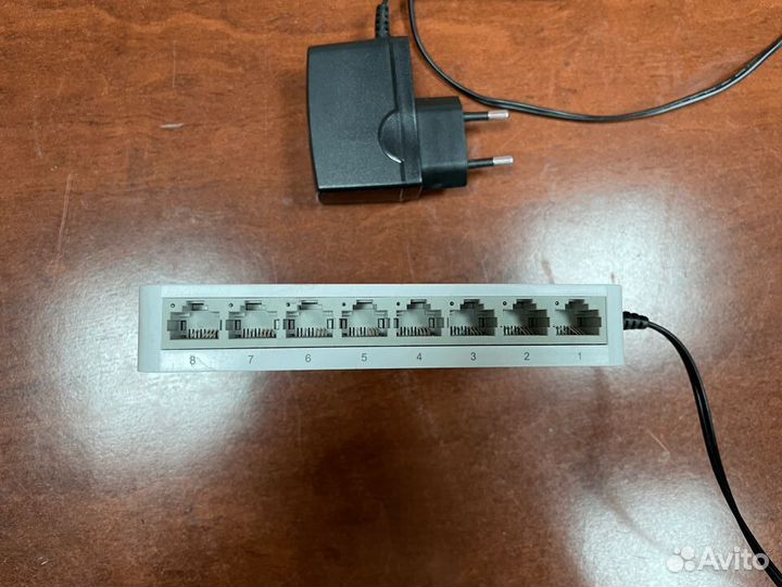 Коммутатор tp-link tl-sf1008d