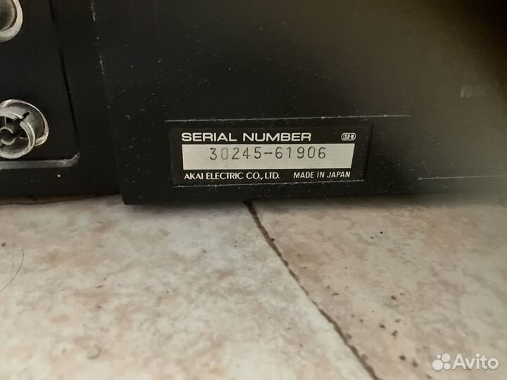 Видеомагнитофон akai vs-23ev