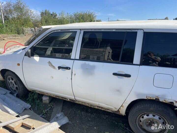 Пластик салона тойота пробокс