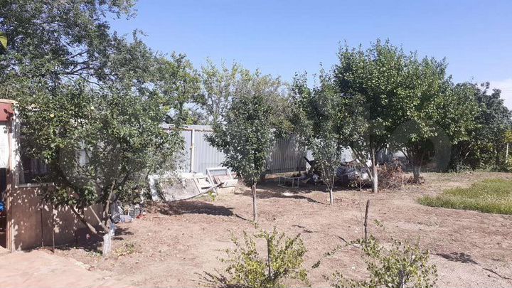 Дача 10 м² на участке 6 сот.