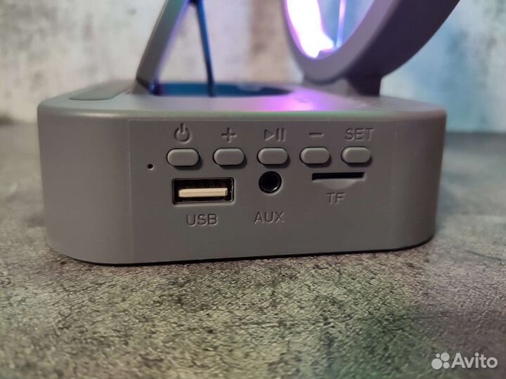 Светильник ночник космонавт