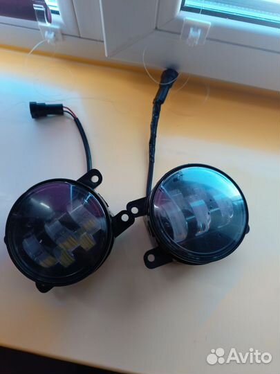 Противотуманные фары на весту