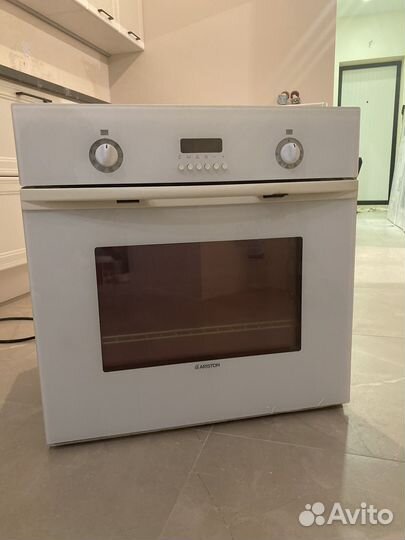 Духовой шкаф