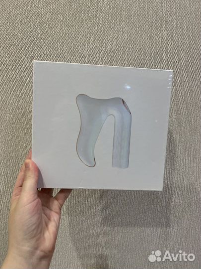 Массажер новый для лица и тела микротоки