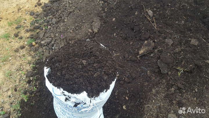 Перегной, навоз в мешках