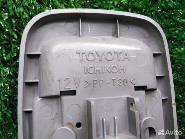 Плафон салона Toyota Corolla CE113 3C