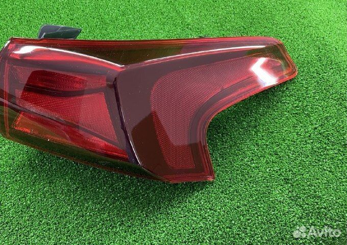 Фонарь правый Санта Фе 18-21