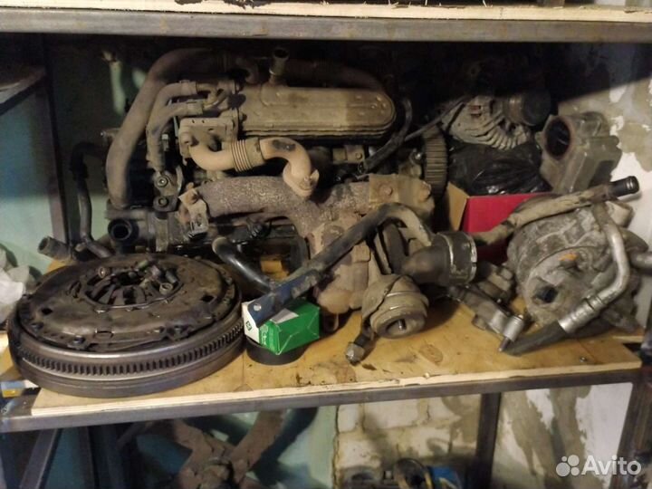 Запчасти на двигатель volkswagen passat b6 1,9.тди