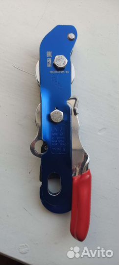 Спусковое устройство petzl - stop