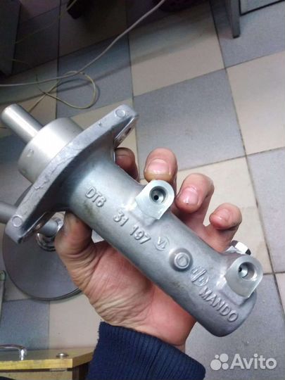 Главный тормозной цилиндр Hyundai HD-78