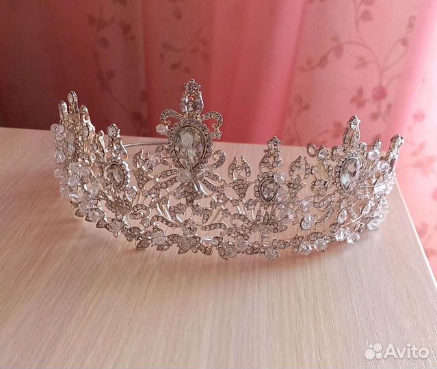 Свадебная диадема (корона)