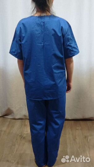 Медицинский костюм новый