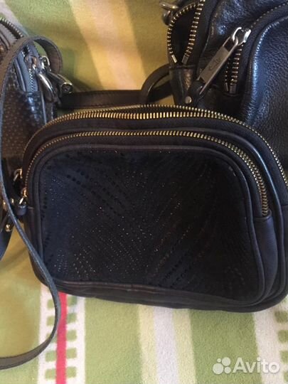 Сумки кожаные женские