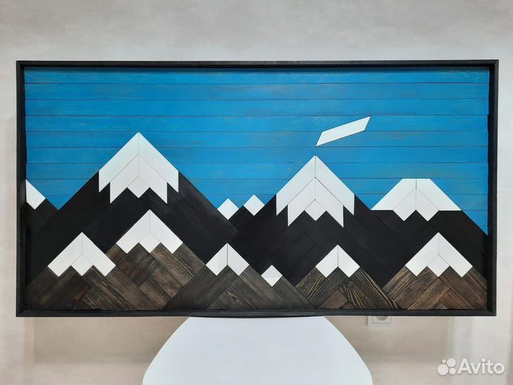 Картина из дерева