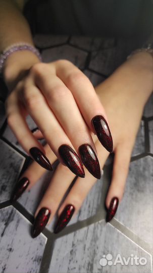 Мастер маникюра