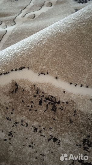 Новый современный ковер 3 на 2