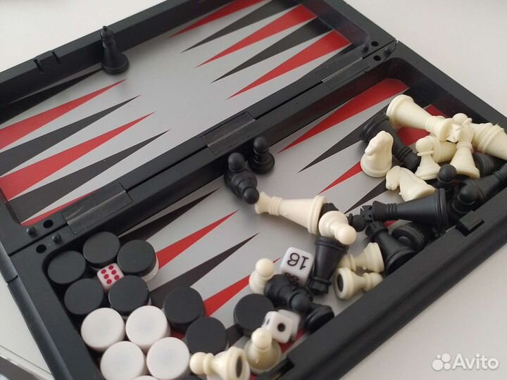 Дорожные шашки, шахматы, нарды