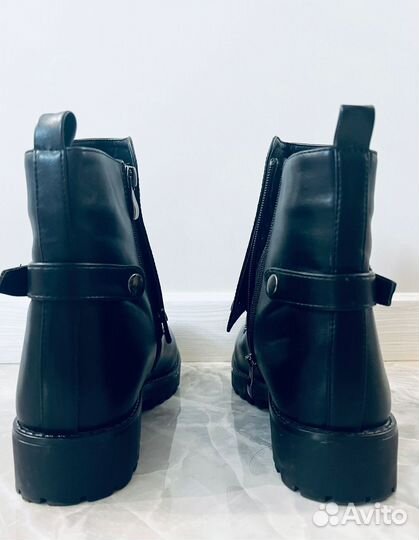 Ботинки женские