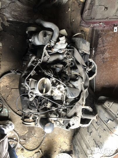 Запчасти двигатель в сборке Мерседес бенз