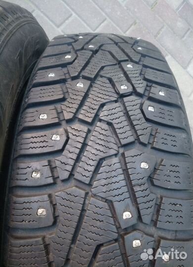 Pirelli Ice Zero 185/65 R15 92T