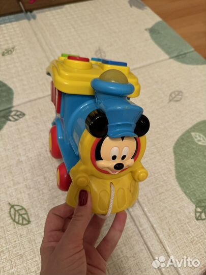 Паровозик музыкальный