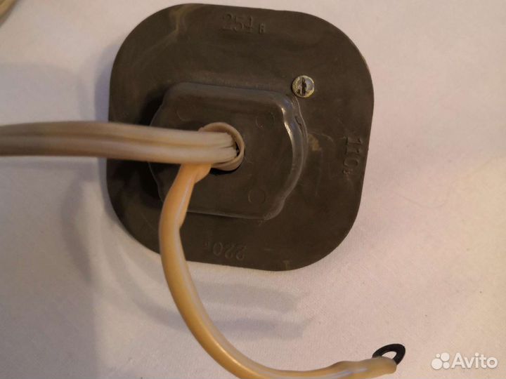 Штекер питания неизвестно от какого прибора