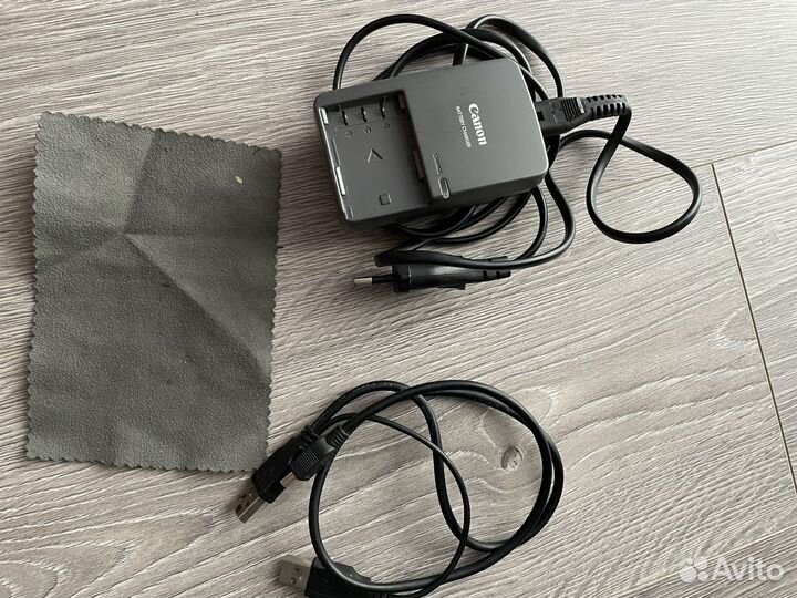 Зеркальный фотоаппарат canon EOS 400 D