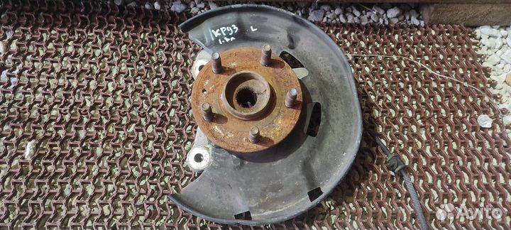 Кулак поворотный левый круз Chevrolet Cruze