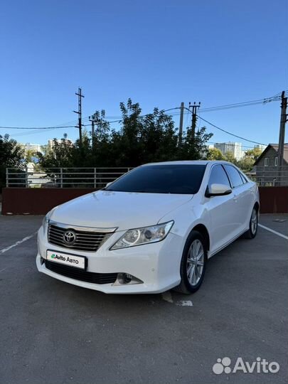 Toyota Camry 2.5 AT, 2014, 220 000 км