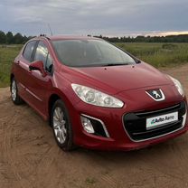 Peugeot 308 1.6 AT, 2011, 218 000 км, с пробегом, цена 690 000 руб.