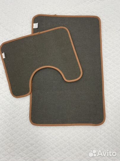 Коврики для ванной и туалета