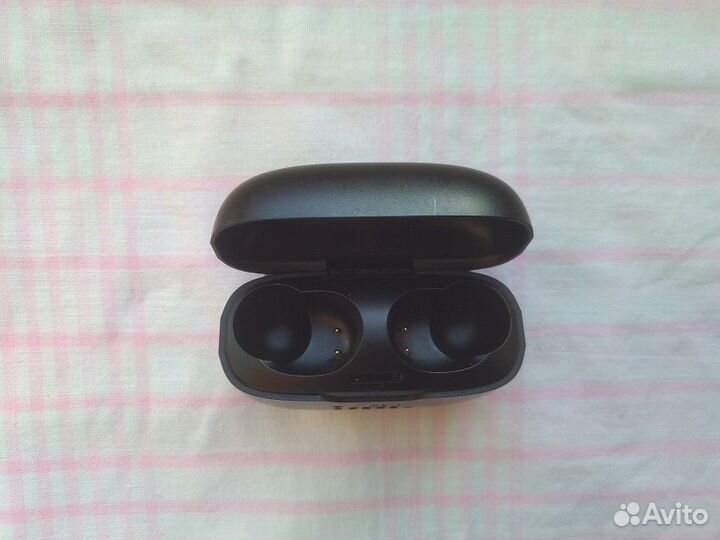 Наушники JBL