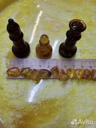 Шахматы и шашки янтарные ручной работы