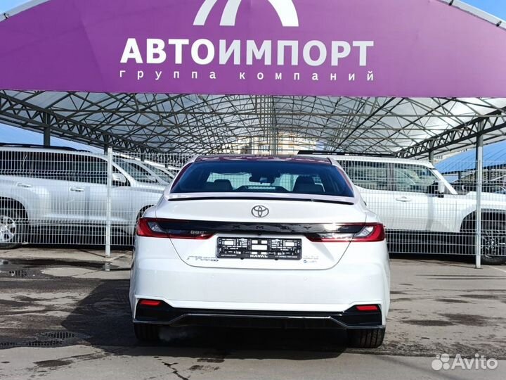 Toyota Camry 2.0 CVT, 2024