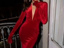 Прокат красное бархатное платье Ila limited