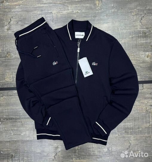 Спортивный костюм Lacoste