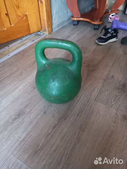 Продам гирю 24 кг