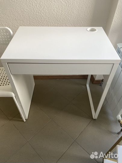 Письменный стол IKEA