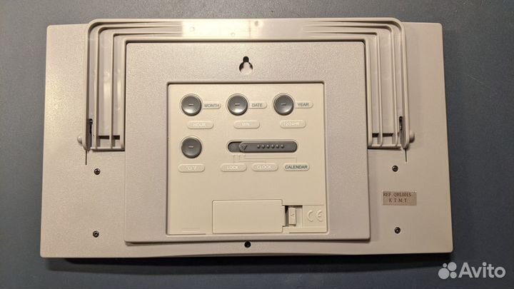 Настольные электронные часы Seiko QHL001S