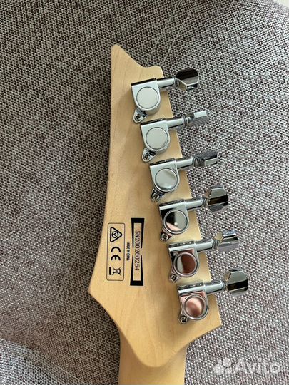 Электрогитара ibanez с комбиком