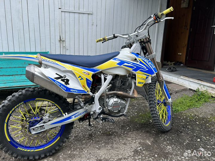 Мотоцикл Motoland TT250