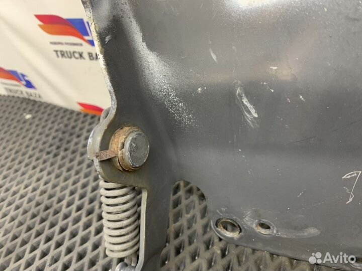 Петля капота левая Scania 5-series