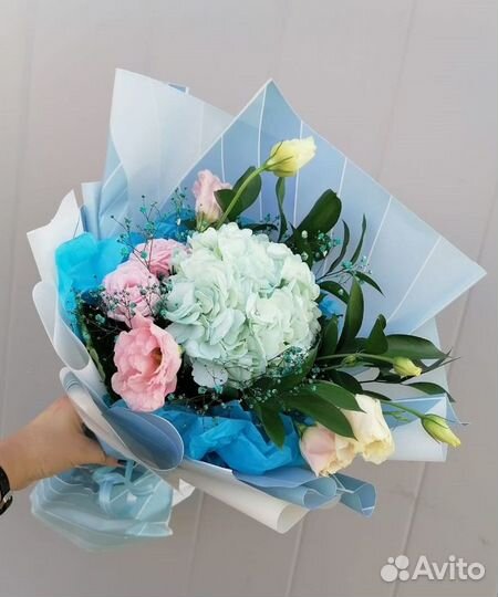 Букет из живых цветов с доставкой