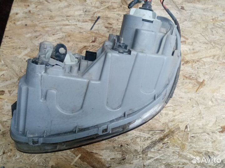 Фара передняя правая Hyundai Sonata EF G4GC 2007