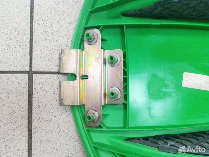 Капот Arctic Cat Bearcat 570 z1 tz1