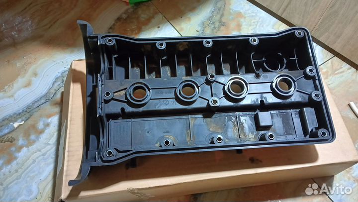 Клапанная крышка для chevrolet cruze 1.6