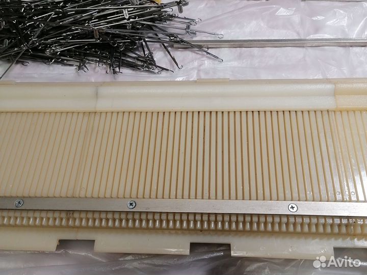 Иглы для вязальной машины Ладога 1, нева 8