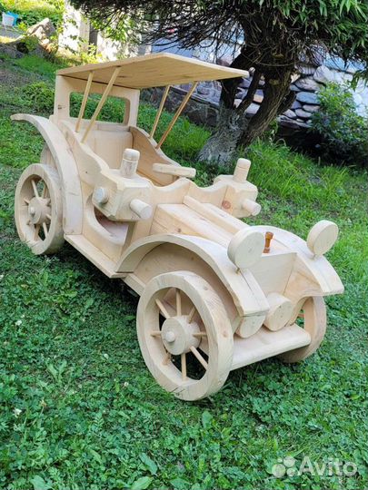 Ретро автомобиль из дерева 70 см высота